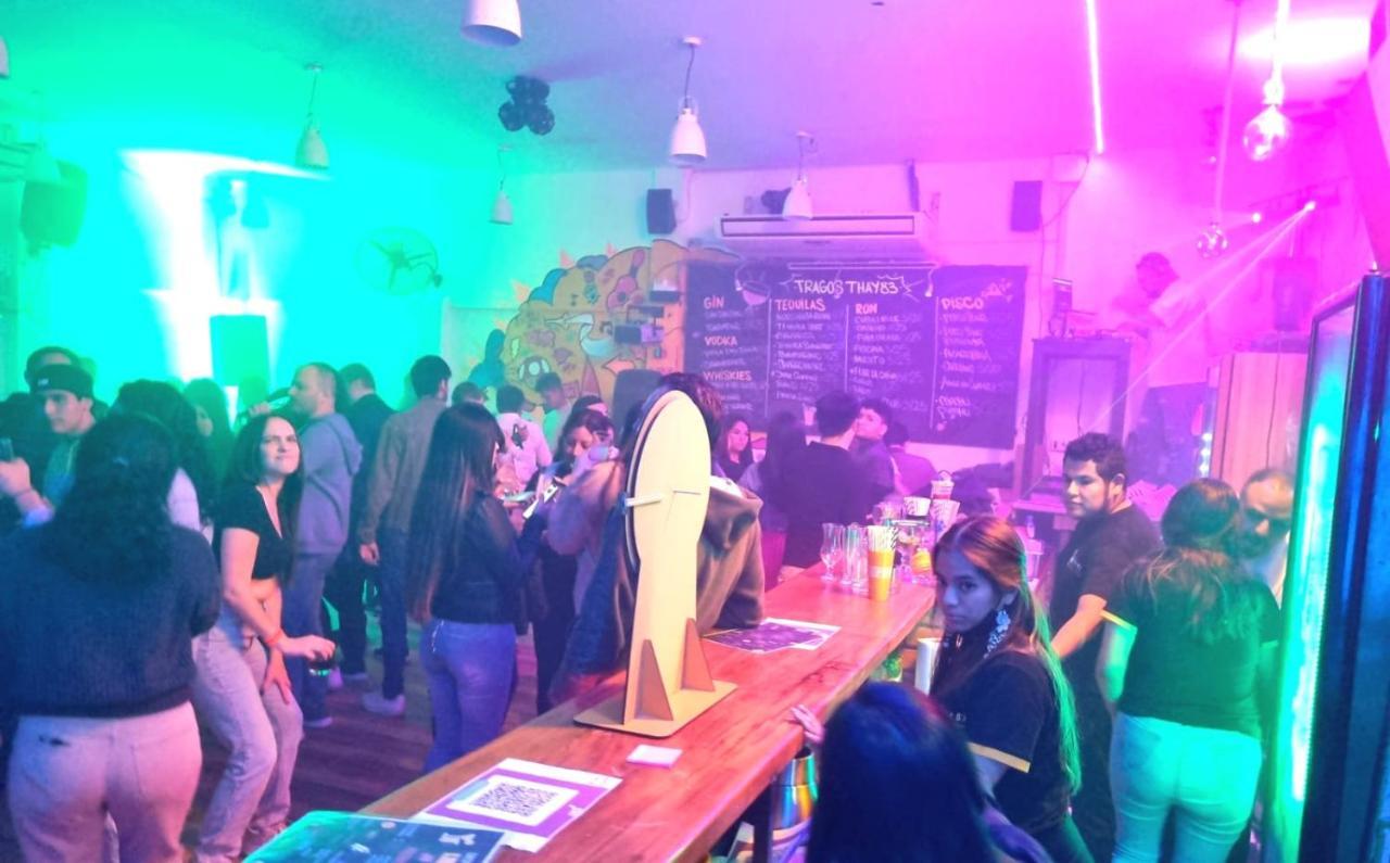Hostel Thay83 Miraflores リマ エクステリア 写真
